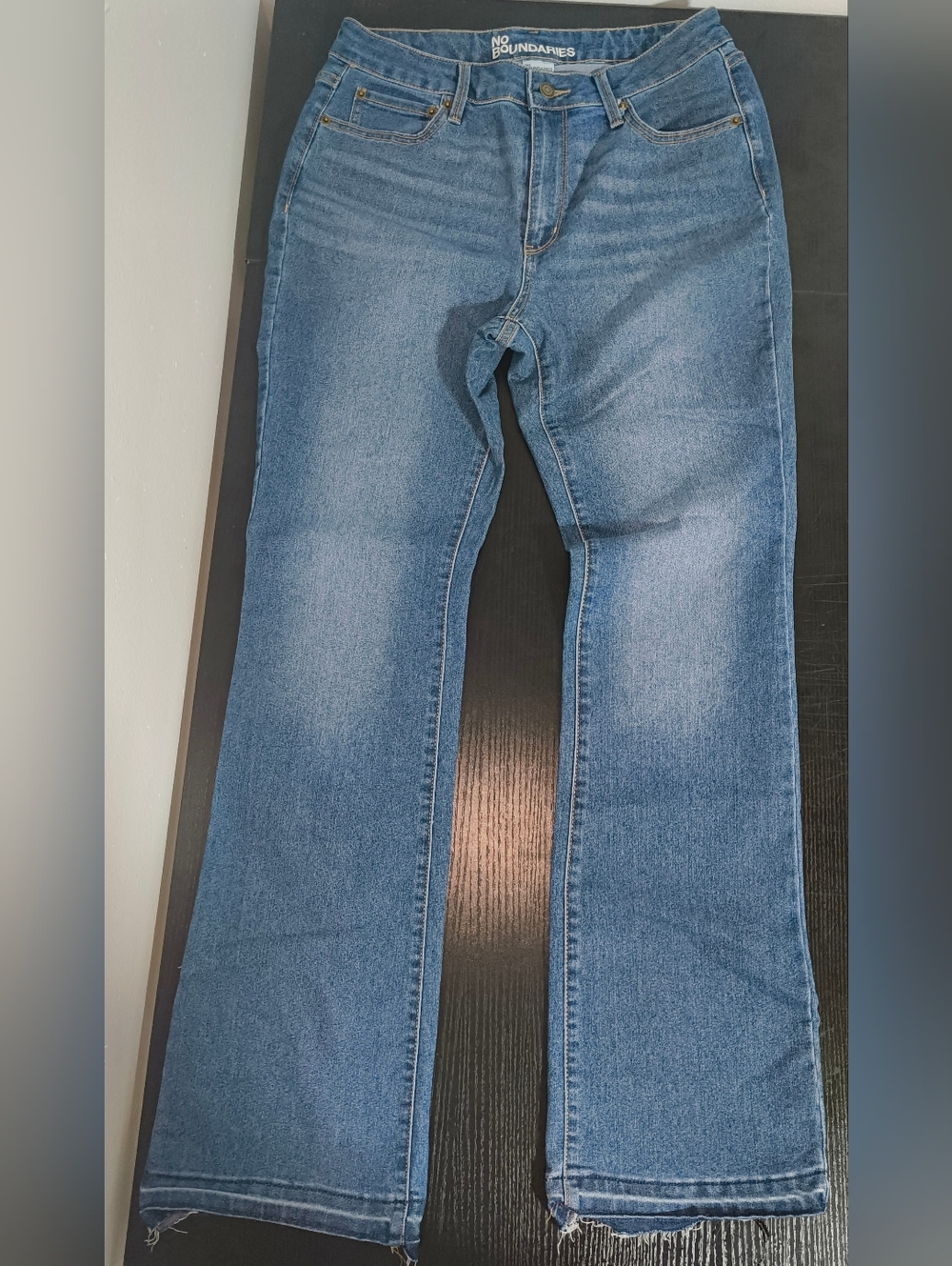 No Boundaries Blue Flare Jeans - Light Wash - Picture 1 of 3